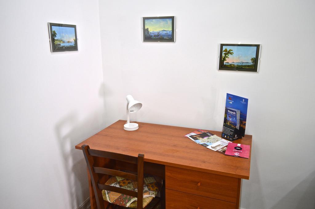 Daily Relax Apartment เนเปิลส์ ภายนอก รูปภาพ